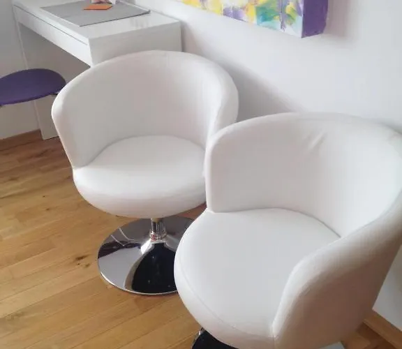 בית הארחה Aria And Apartmant Fuga 4*