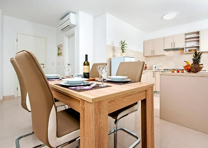 Aria And Apartmant Fuga רוביני