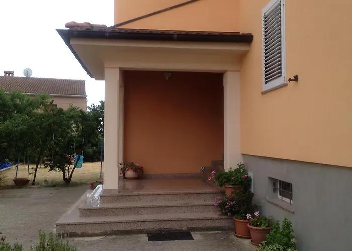 Aria And Apartmant Fuga בית הארחה